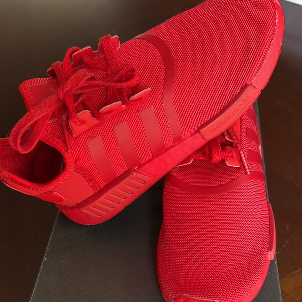 ADIDAS NMD_R1 C RUNNING SHOESE SIZE 3 PREOWNED GREAT CONDITION - Picture 5 of 10